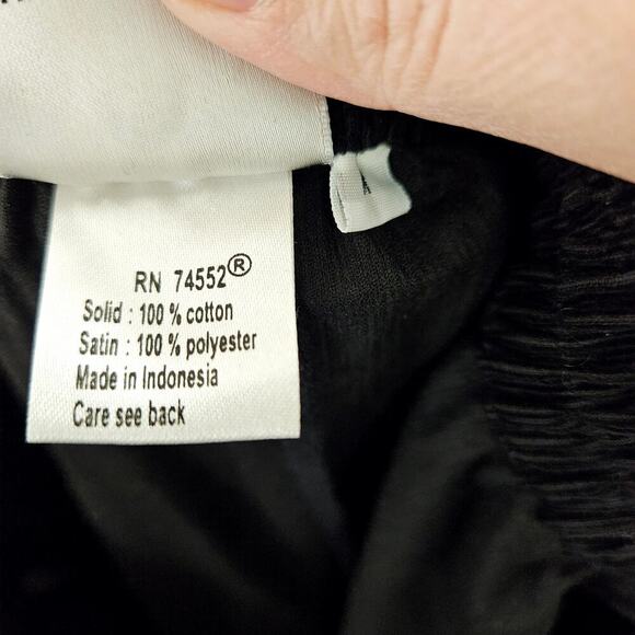 Usindo Corduroy Black Maxi Skirt Elastic Waist Satin Bottom Size Medium - Picture 6 of 6